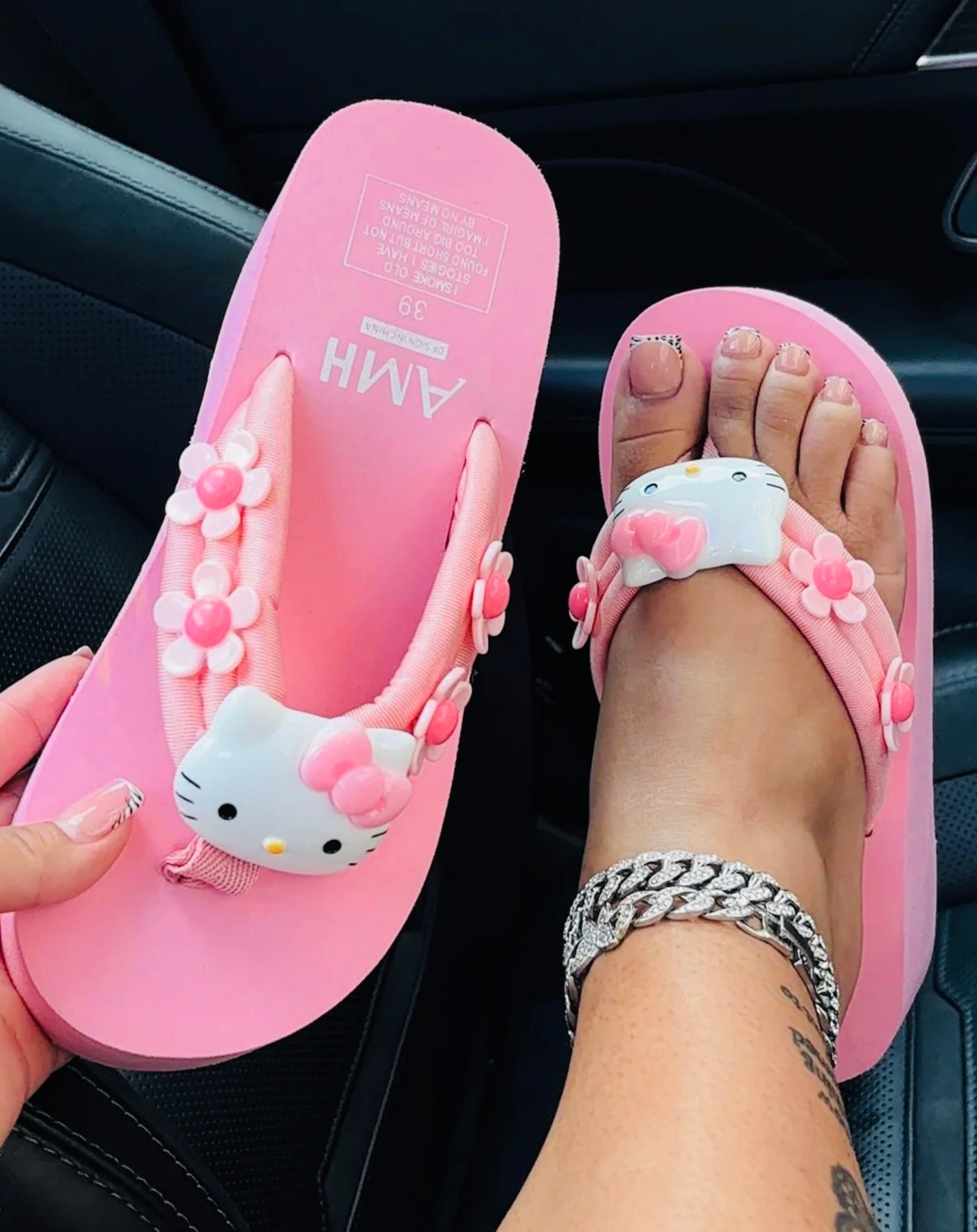 flower hello kitty sandals